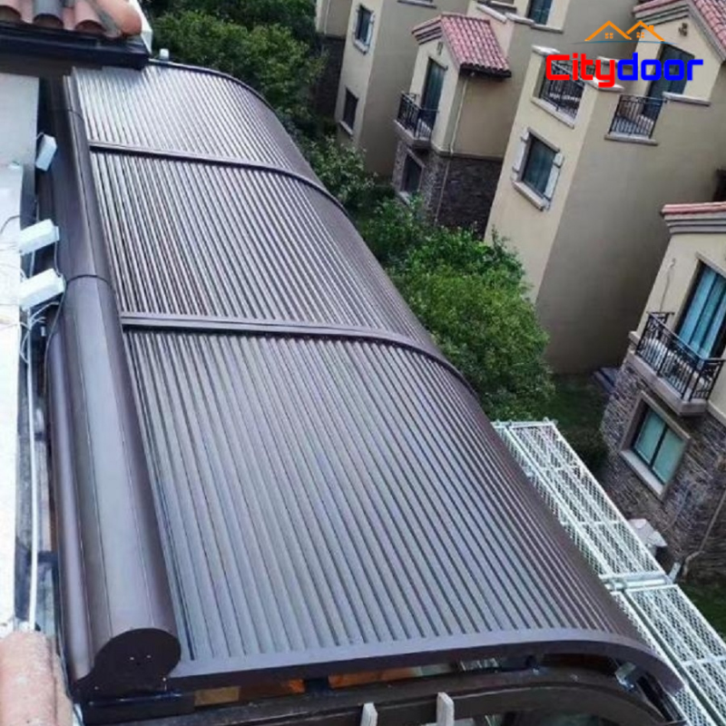 Cấu tạo và cơ chế hoạt động của mái nhôm cuốn tự động